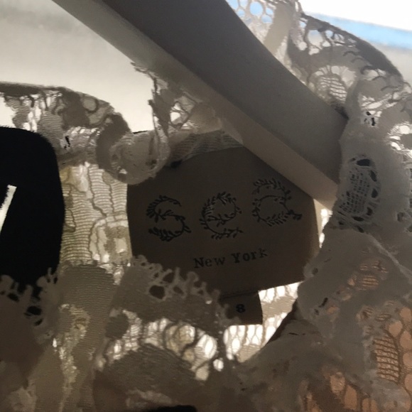 Sea, New York dress - Picture 4 of 4